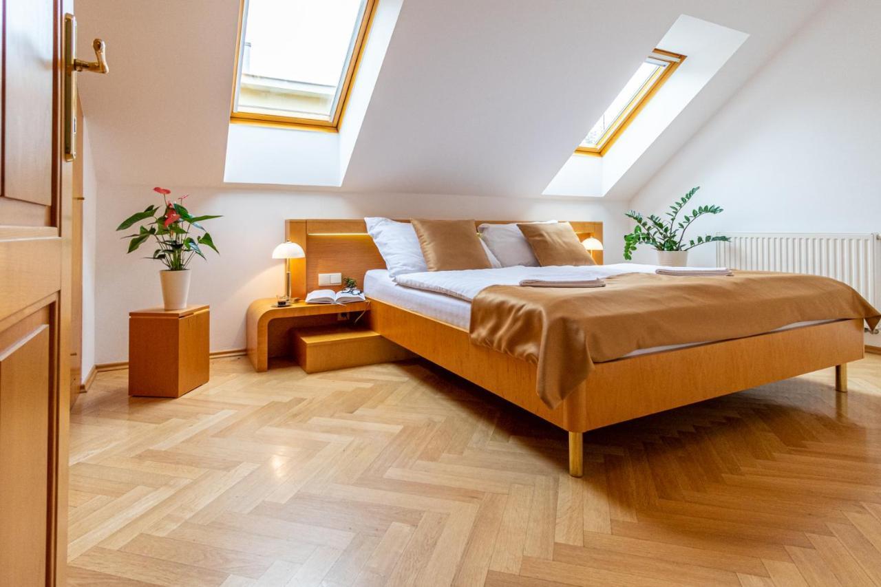 Marion Apartment