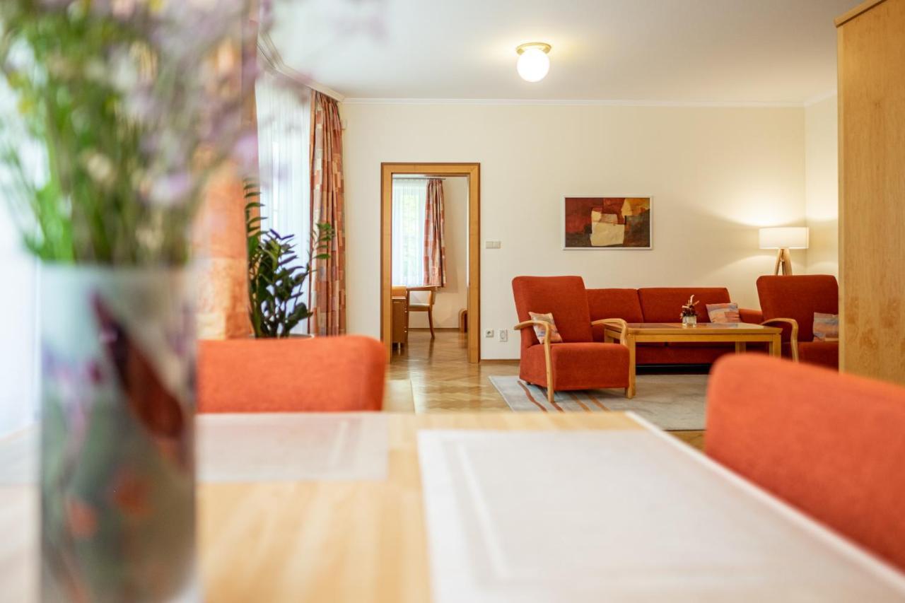 Marion Apartment *